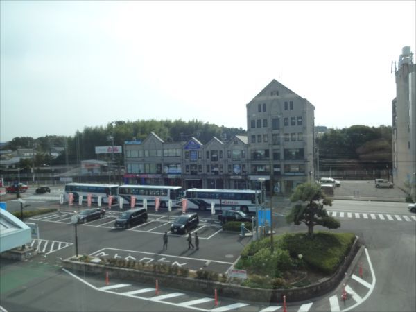 鵜方駅前ロータリー